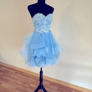 Dress for prom, homecoming, wedding guest.